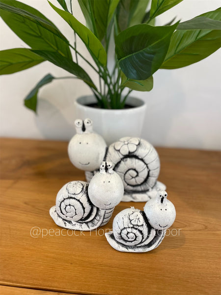 Set of 3 Snails - white