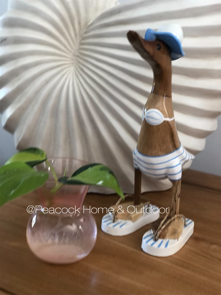Beach Duck - girl