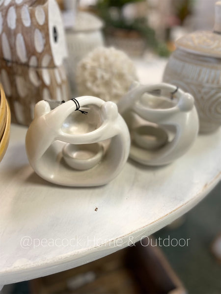 Melt Holder